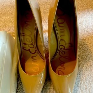 Sam Edelman Hazel Pump in nude patent